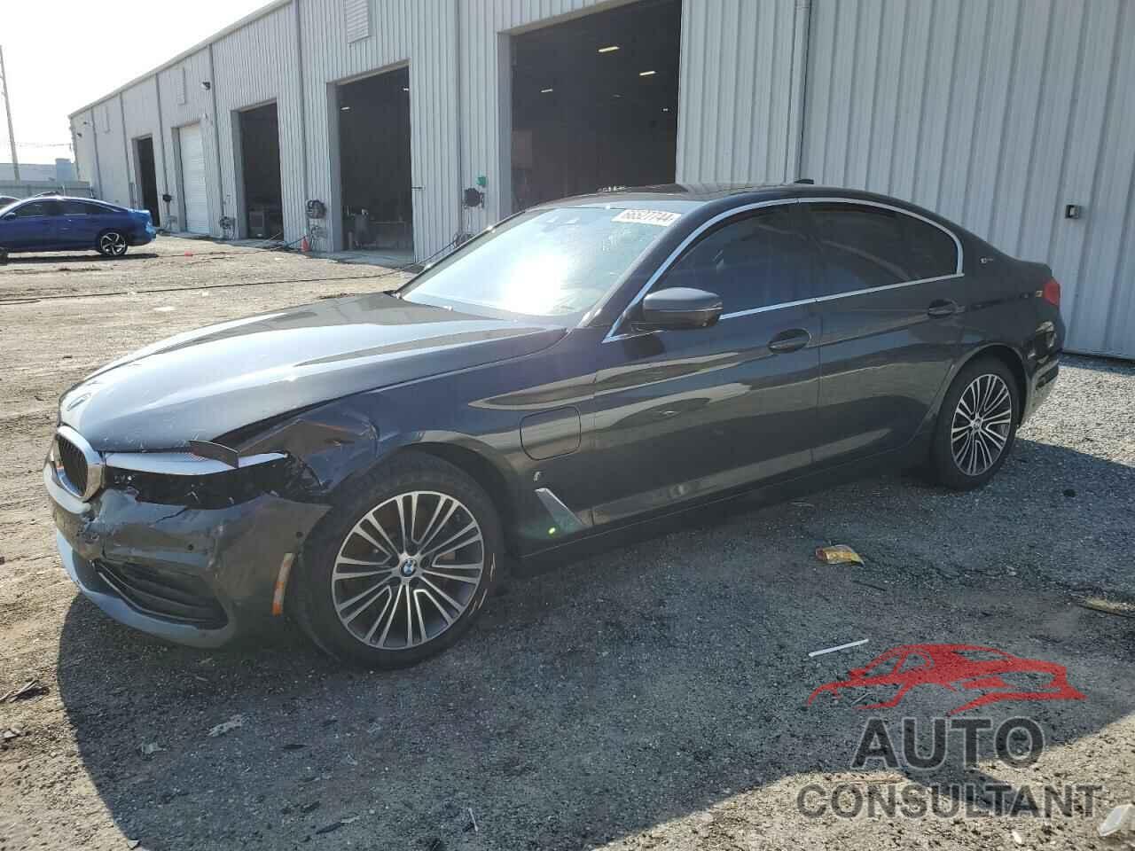 BMW 5 SERIES 2019 - WBAJA9C54KB392725