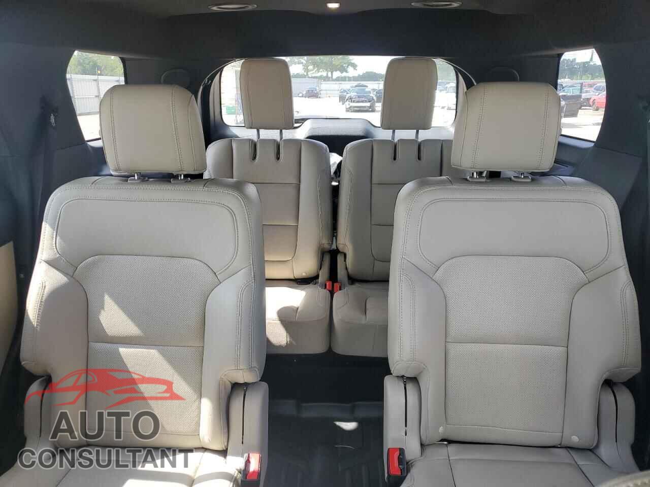 FORD EXPLORER 2018 - 1FM5K7F84JGB52518