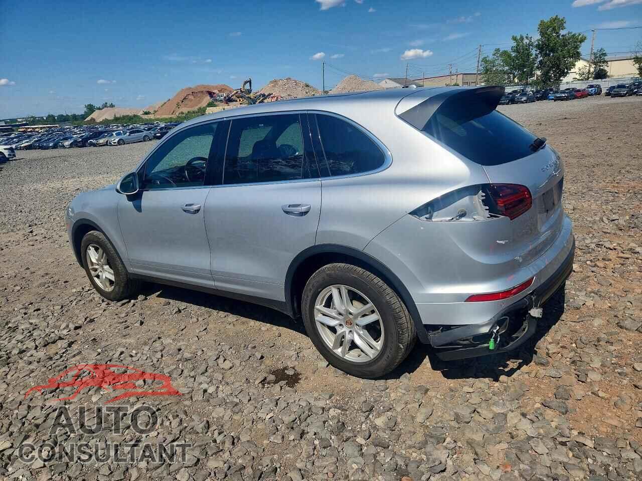 PORSCHE CAYENNE 2016 - WP1AA2A24GLA03956