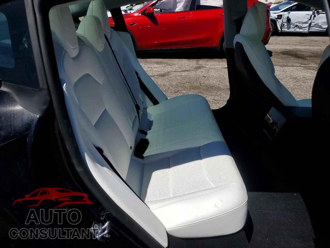 TESLA MODEL 3 2026 - 5YJ3E1EA5TF183018
