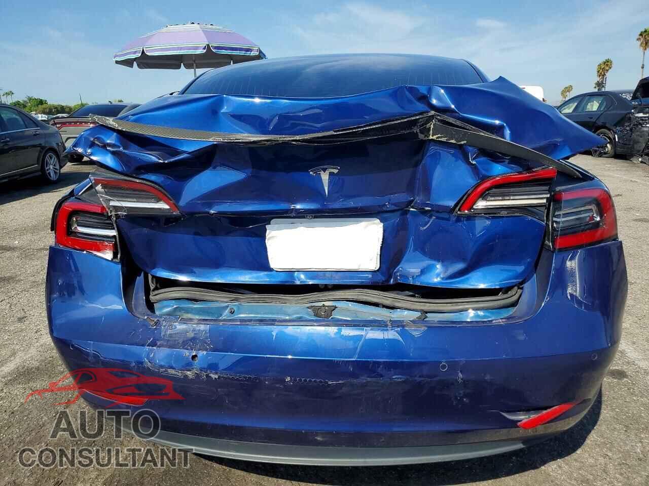 TESLA MODEL 3 2019 - 5YJ3E1EA5KF419715