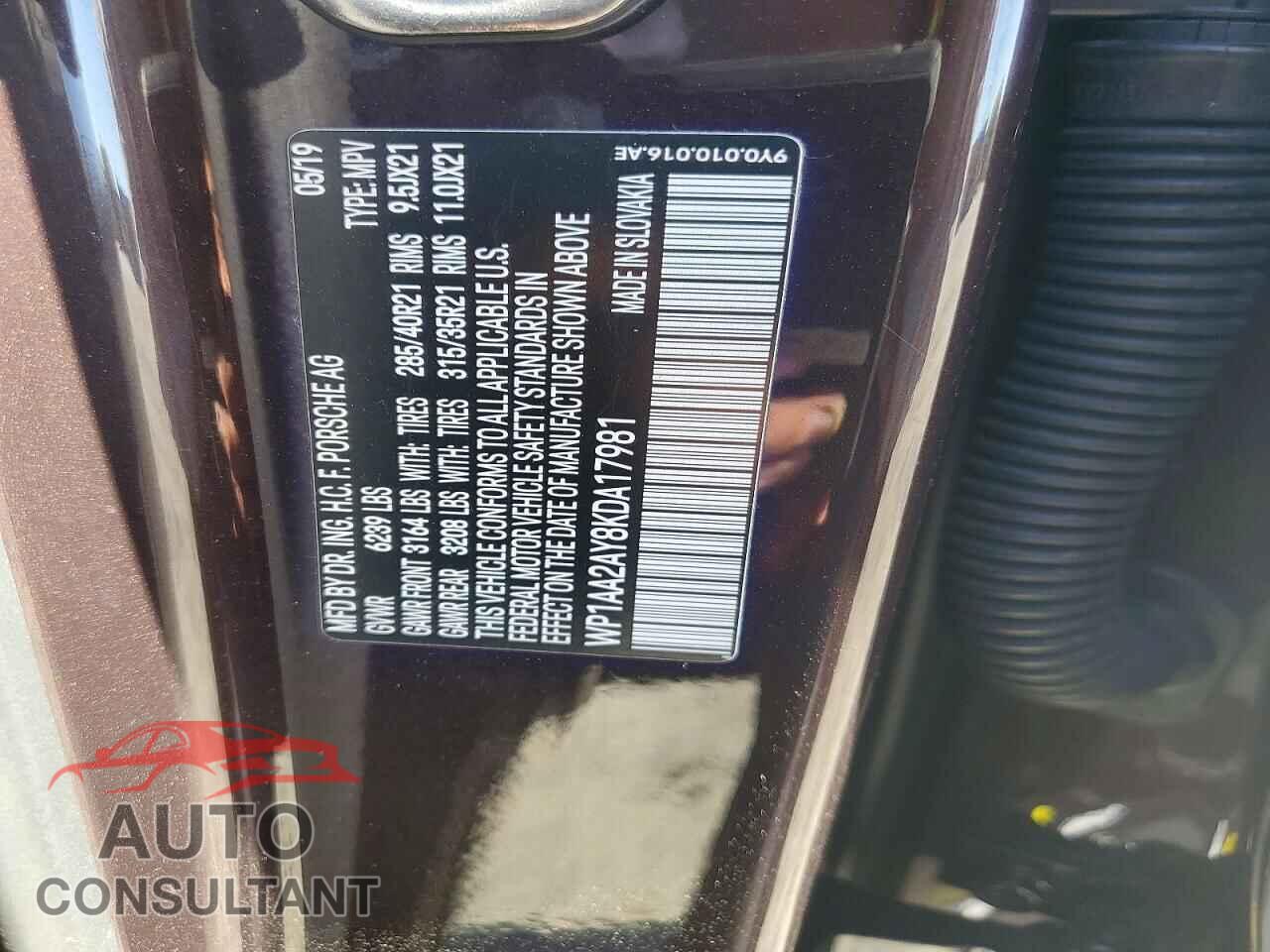 PORSCHE CAYENNE 2019 - WP1AA2AY8KDA17981