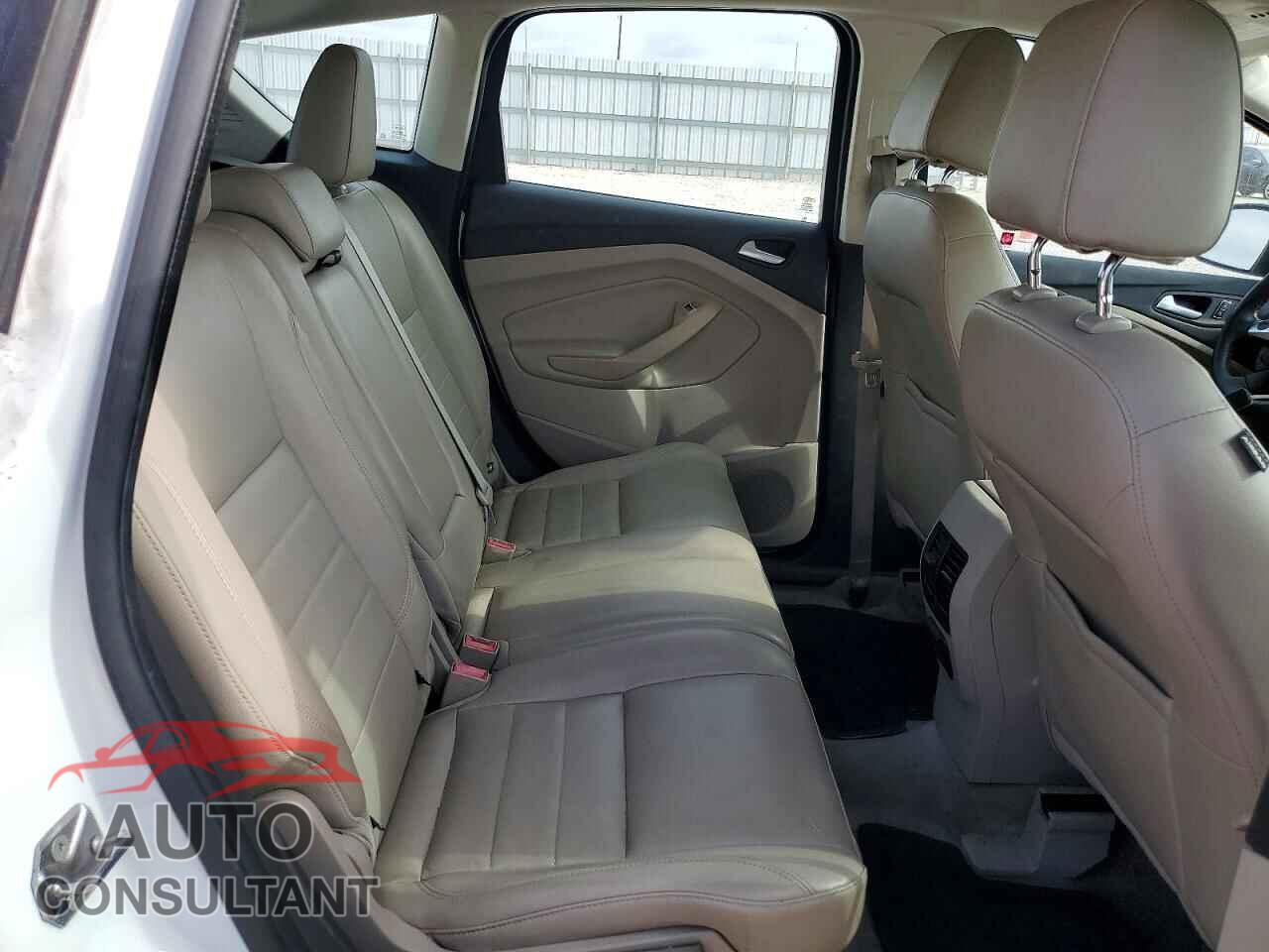 FORD CMAX 2013 - 1FADP5CU9DL521866