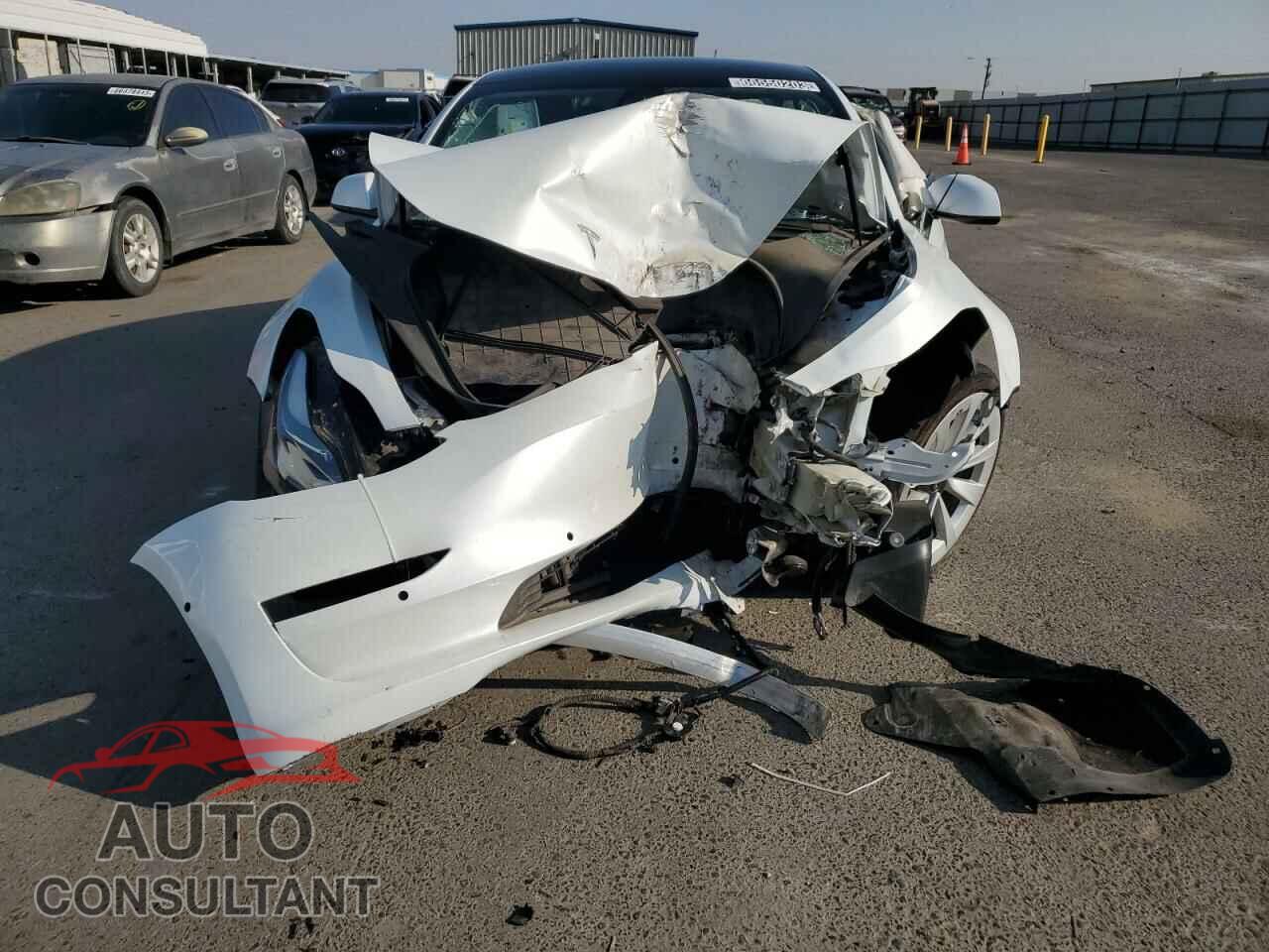 TESLA MODEL 3 2022 - 5YJ3E1EB9NF143939