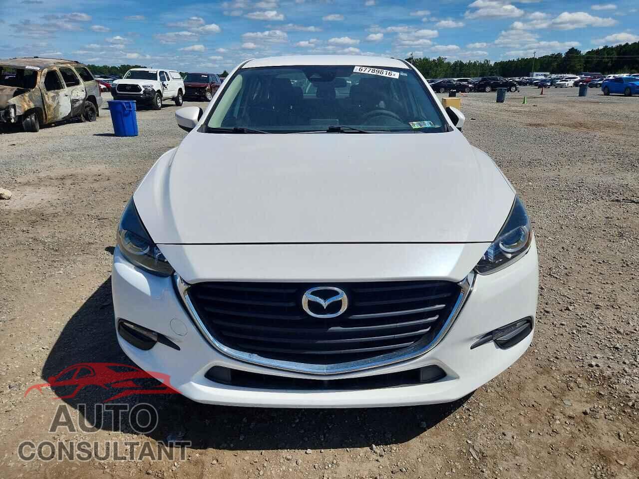 MAZDA 3 2018 - 3MZBN1U74JM192994