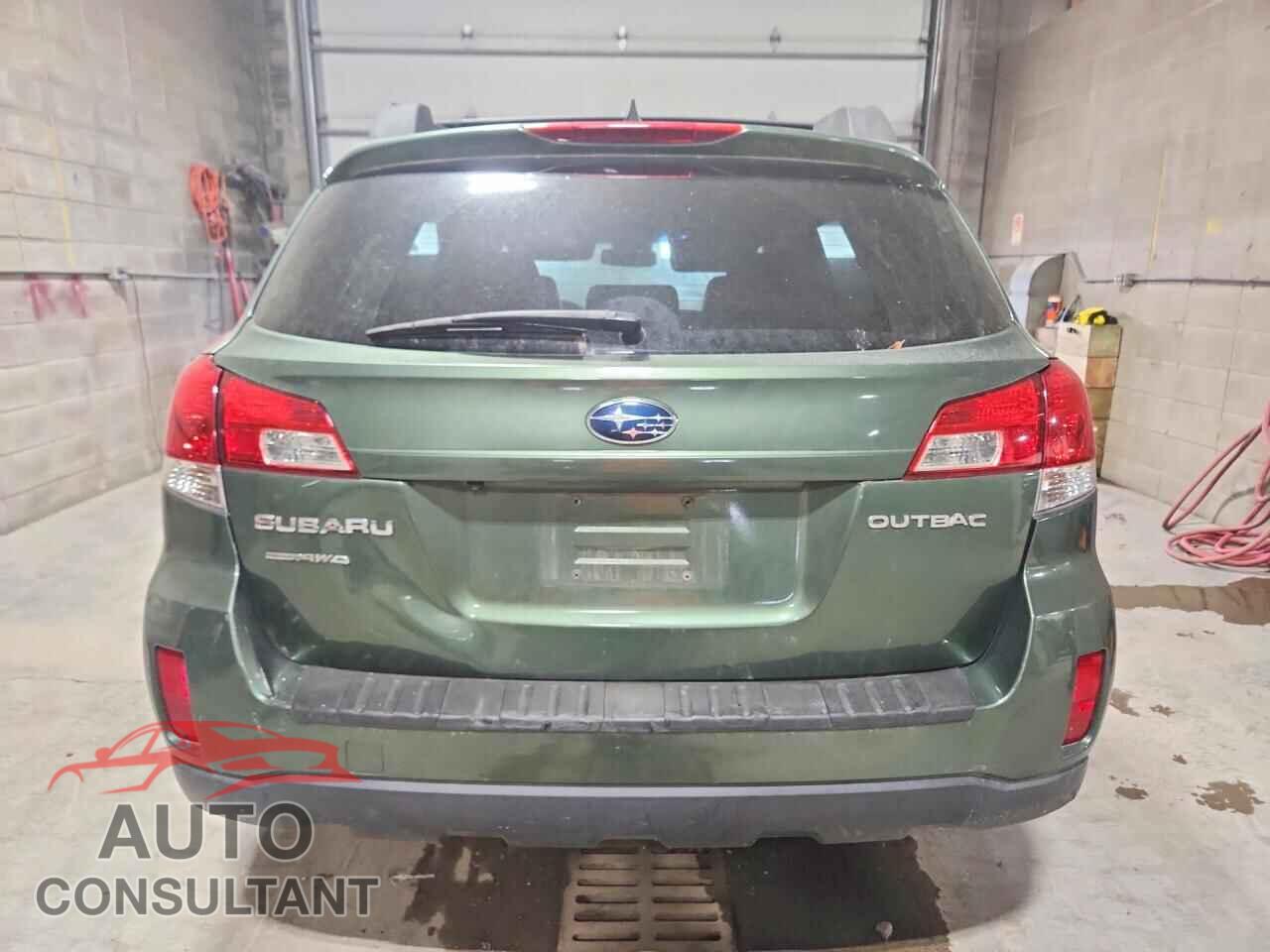 SUBARU OUTBACK 2011 - 4S4BRBKC8B3421723