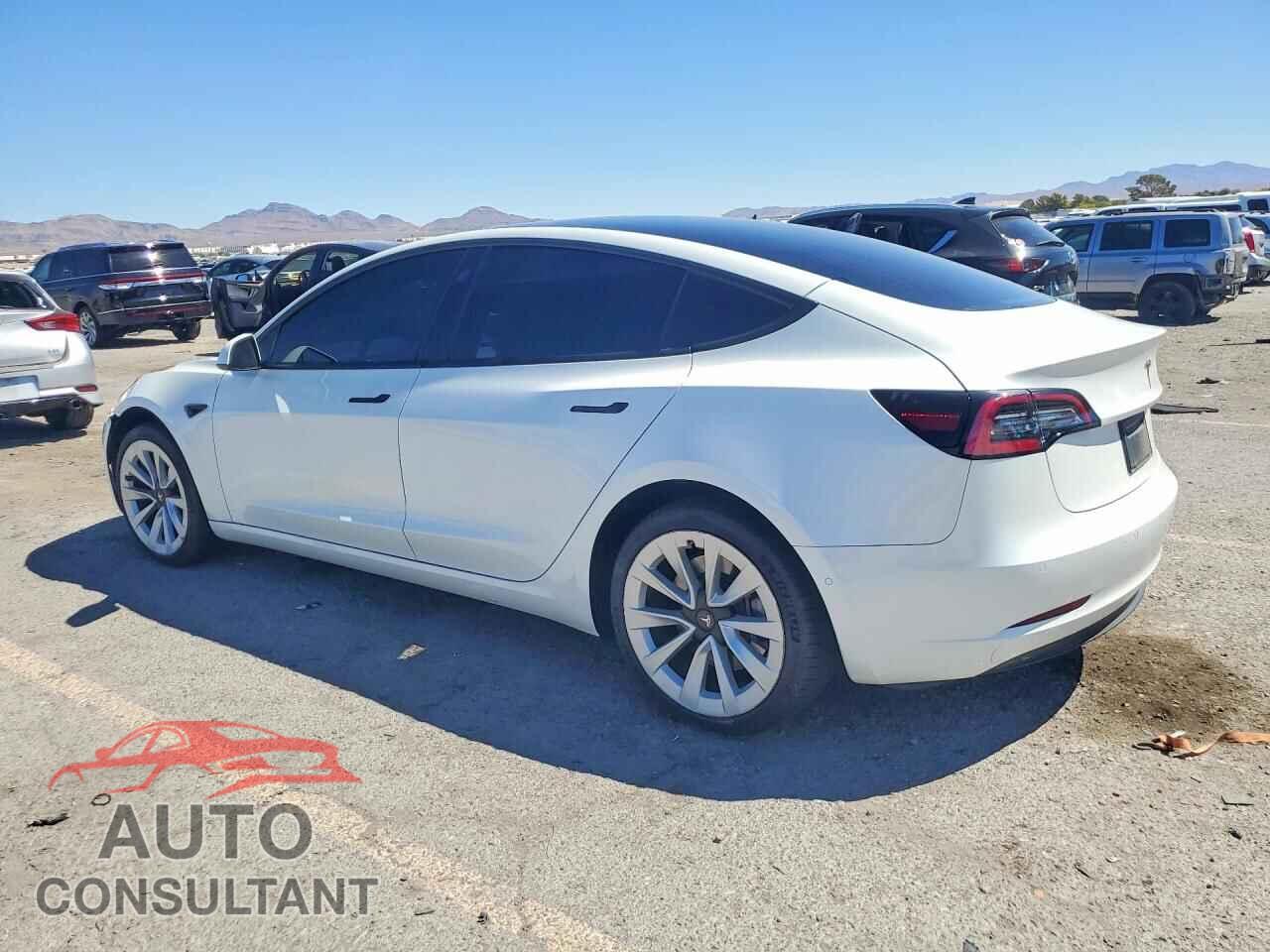 TESLA MODEL 3 2022 - 5YJ3E1EA3NF376433