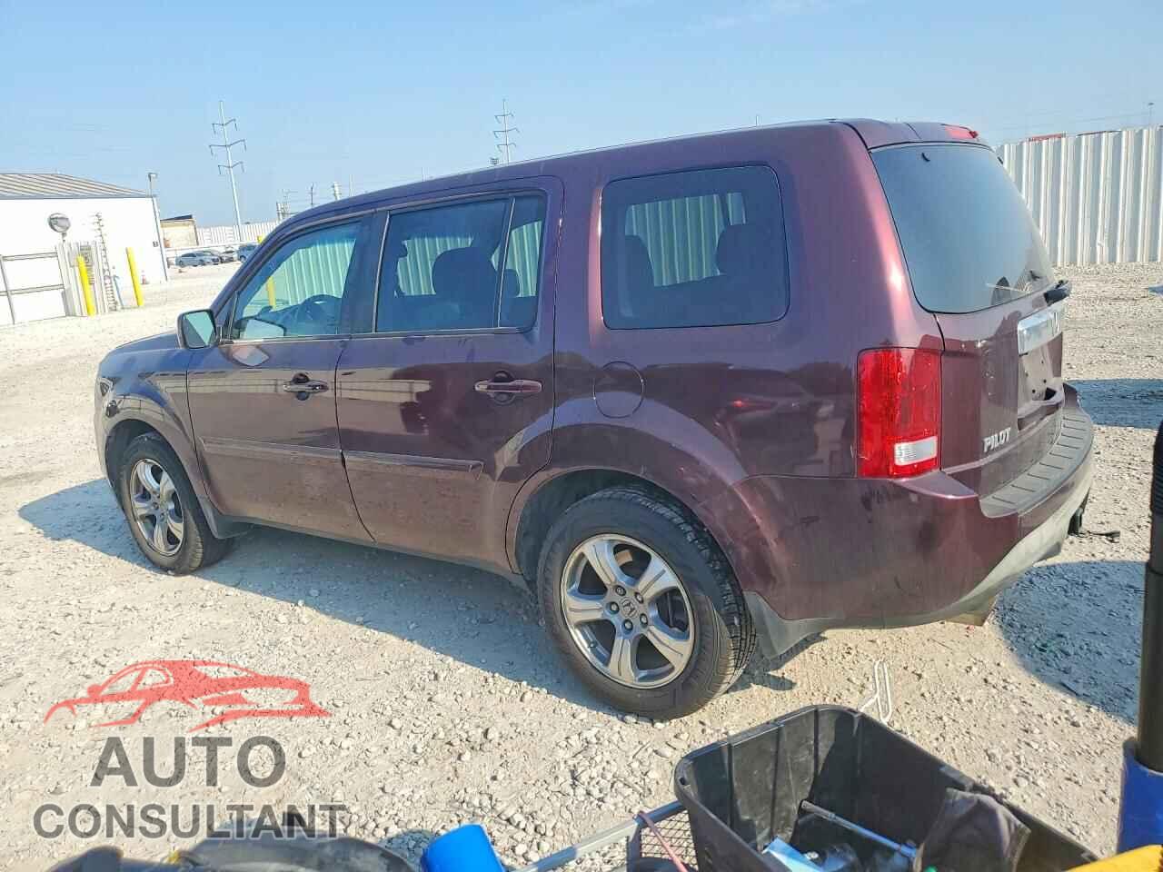 HONDA PILOT 2015 - 5FNYF3H55FB003764