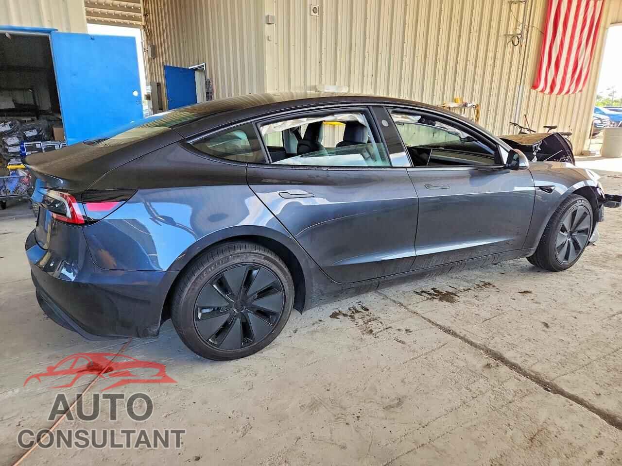 TESLA MODEL 3 2025 - 5YJ3E1EA8SF013671