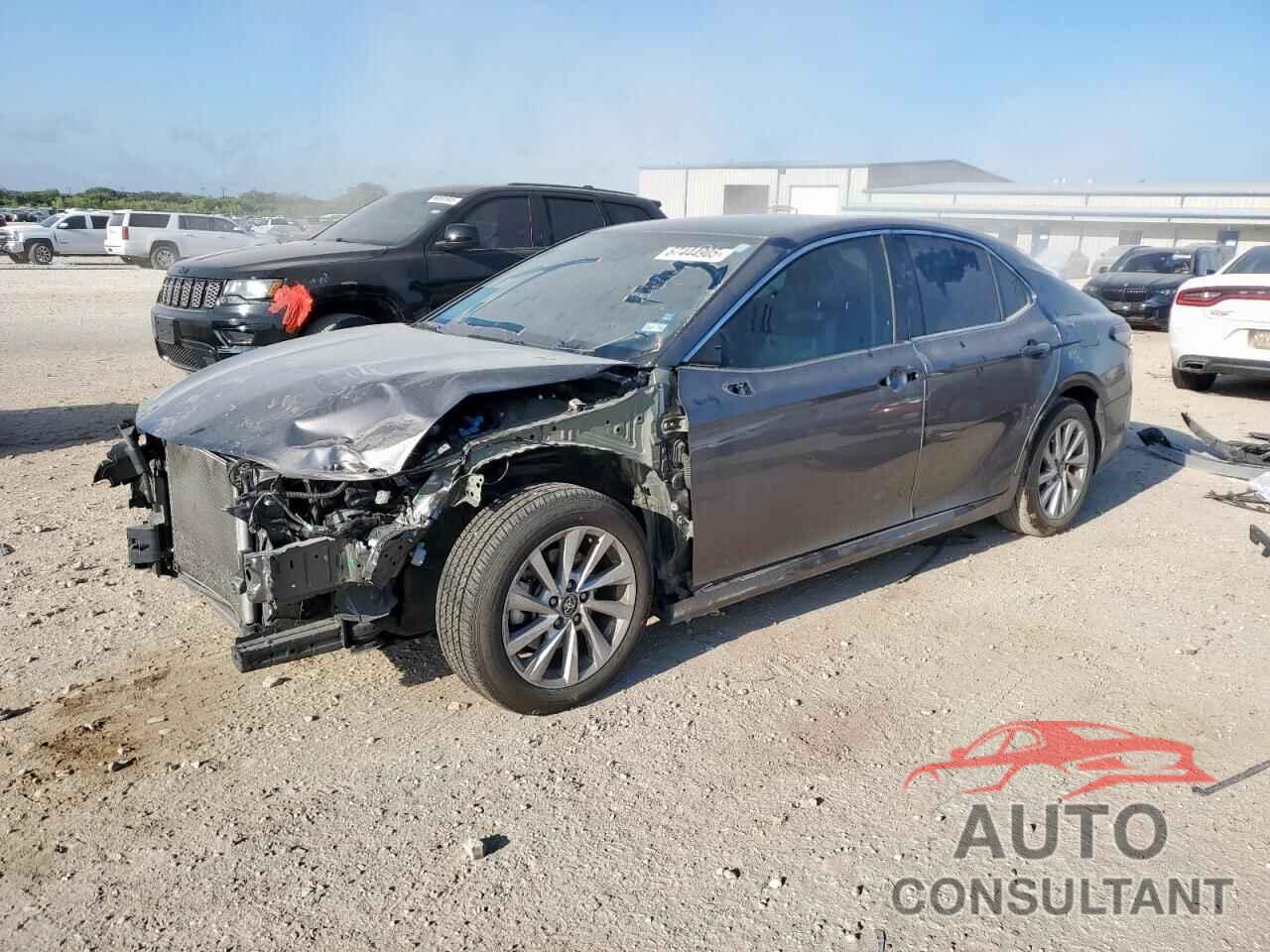 TOYOTA CAMRY 2021 - 4T1C11AK0MU549952