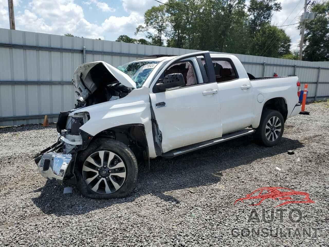 TOYOTA TUNDRA 2018 - 5TFAW5F16JX740810