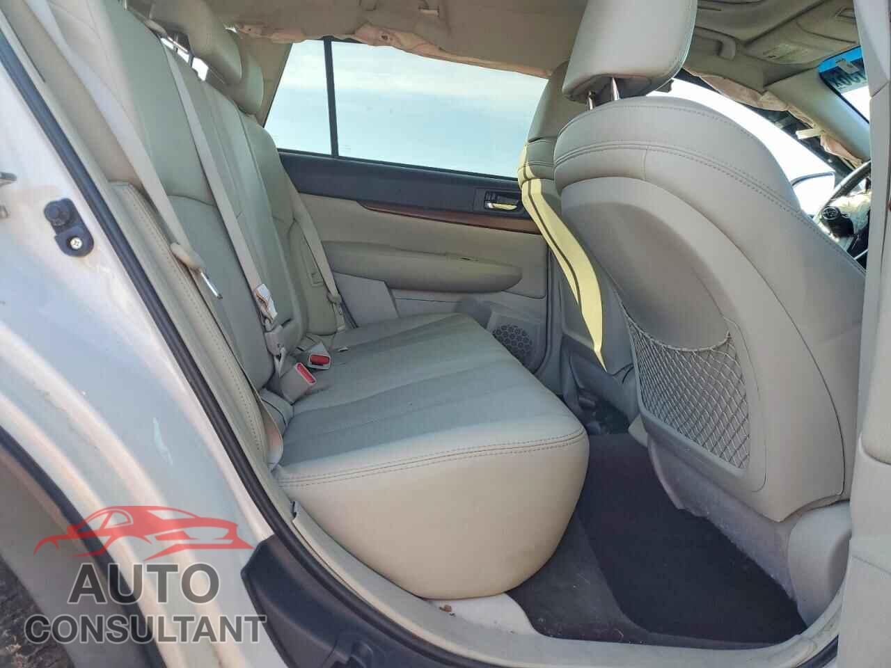 SUBARU OUTBACK 2013 - 4S4BRCLC8D3282748
