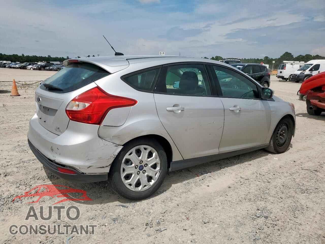 FORD FOCUS 2012 - 1FAHP3K25CL415127