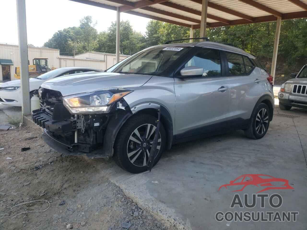 NISSAN KICKS 2018 - 3N1CP5CU2JL510460