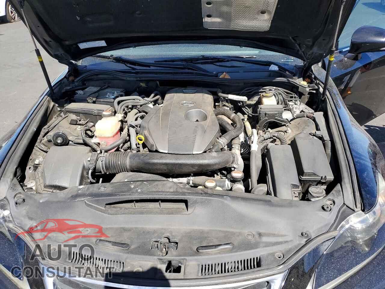 LEXUS IS 2016 - JTHBA1D25G5004810