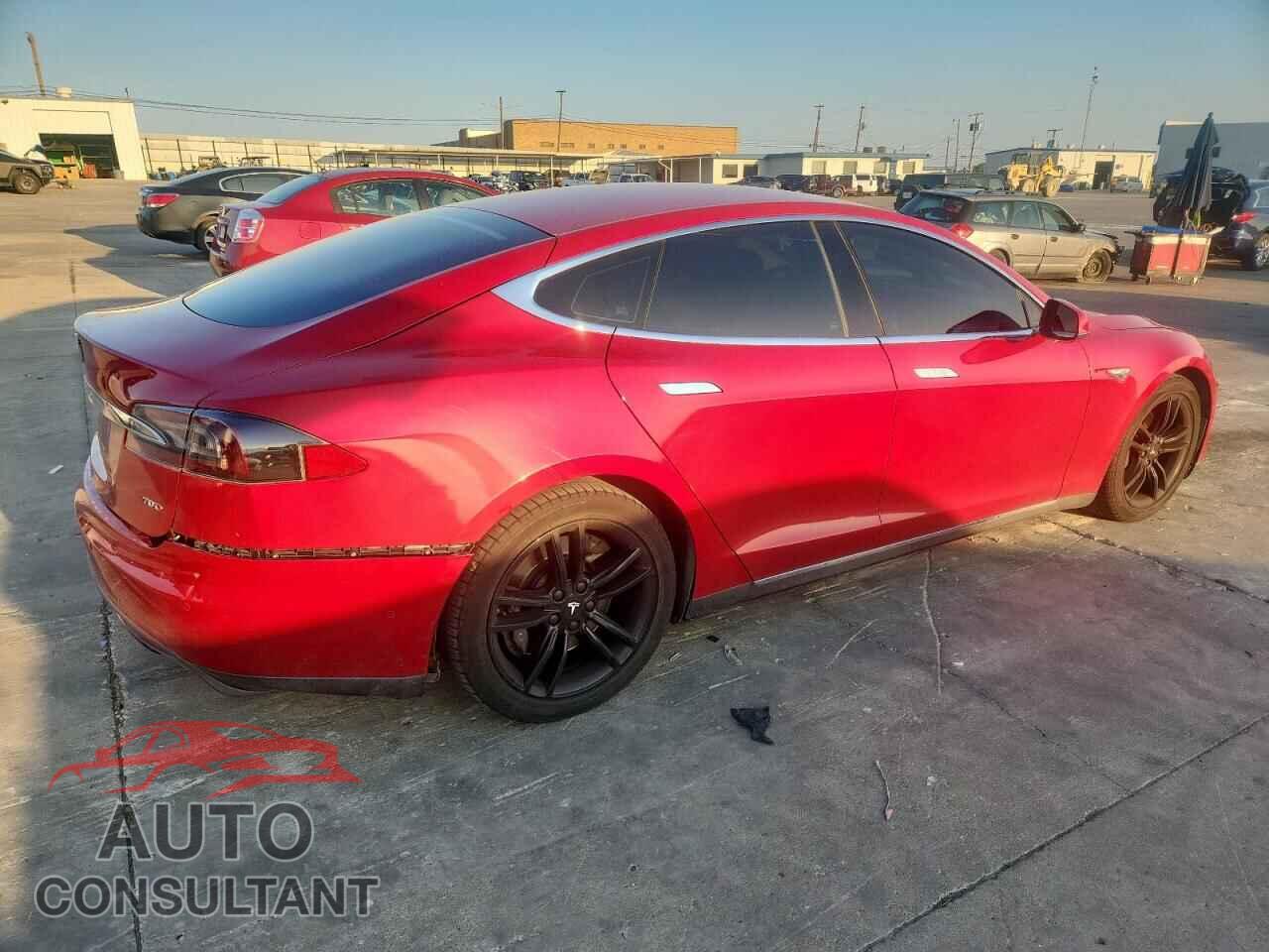 TESLA MODEL S 2015 - 5YJSA1S20FF095955