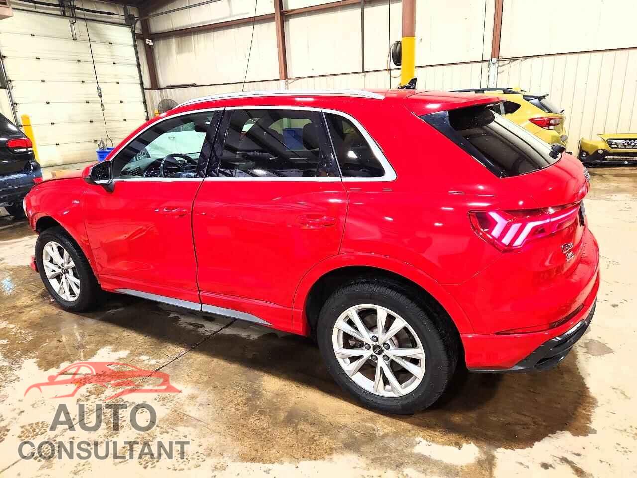 AUDI Q3 2022 - WA1DECF32N1120058