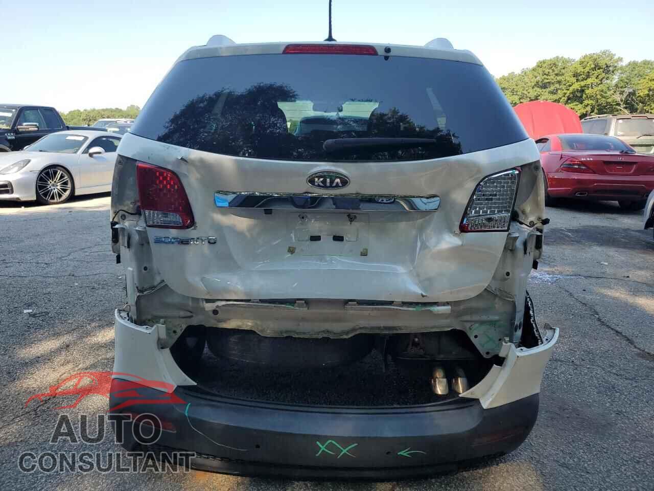 KIA SORENTO 2013 - 5XYKT3A67DG412856