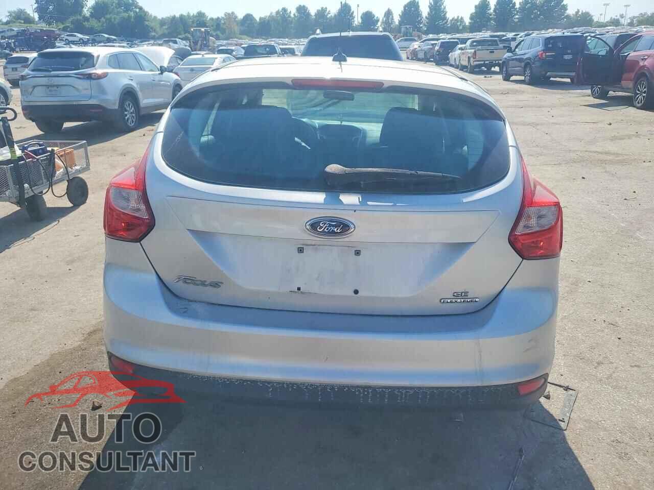 FORD FOCUS 2013 - 1FADP3K2XDL139558