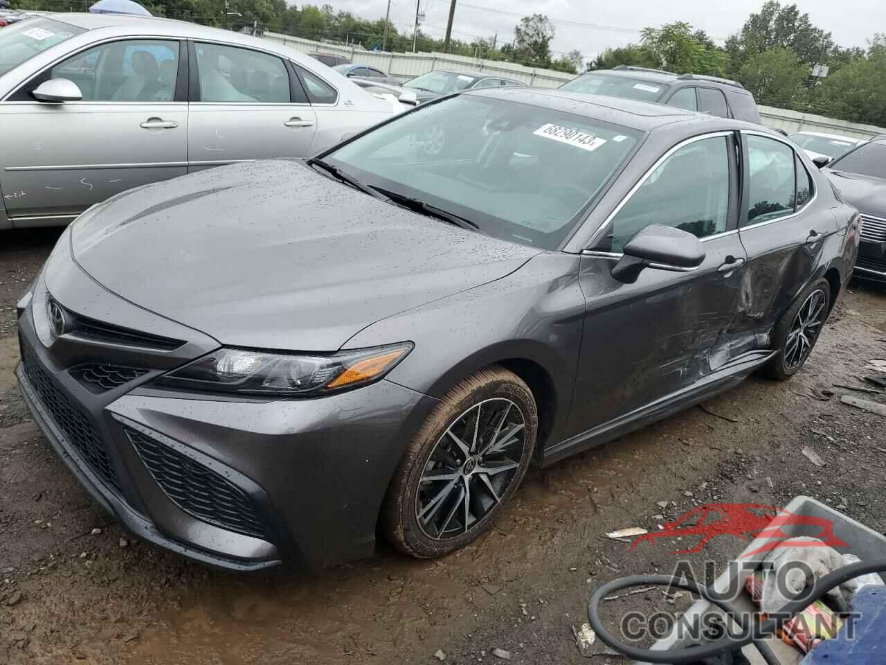 TOYOTA CAMRY 2022 - 4T1G11AK6NU624463