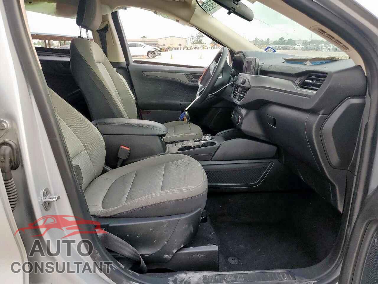FORD ESCAPE 2020 - 1FMCU0F65LUA31864