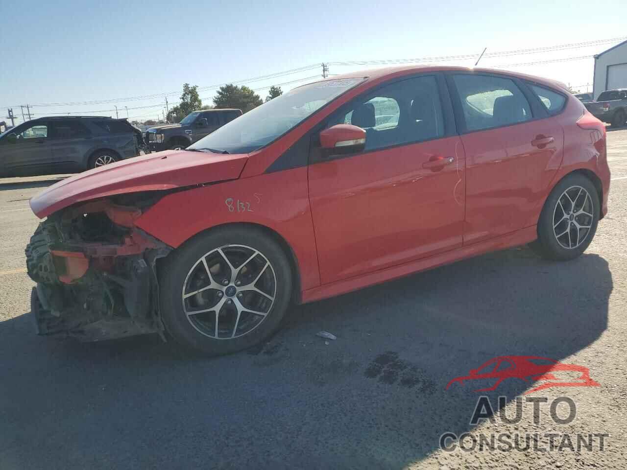 FORD FOCUS 2015 - 1FADP3K22FL374989