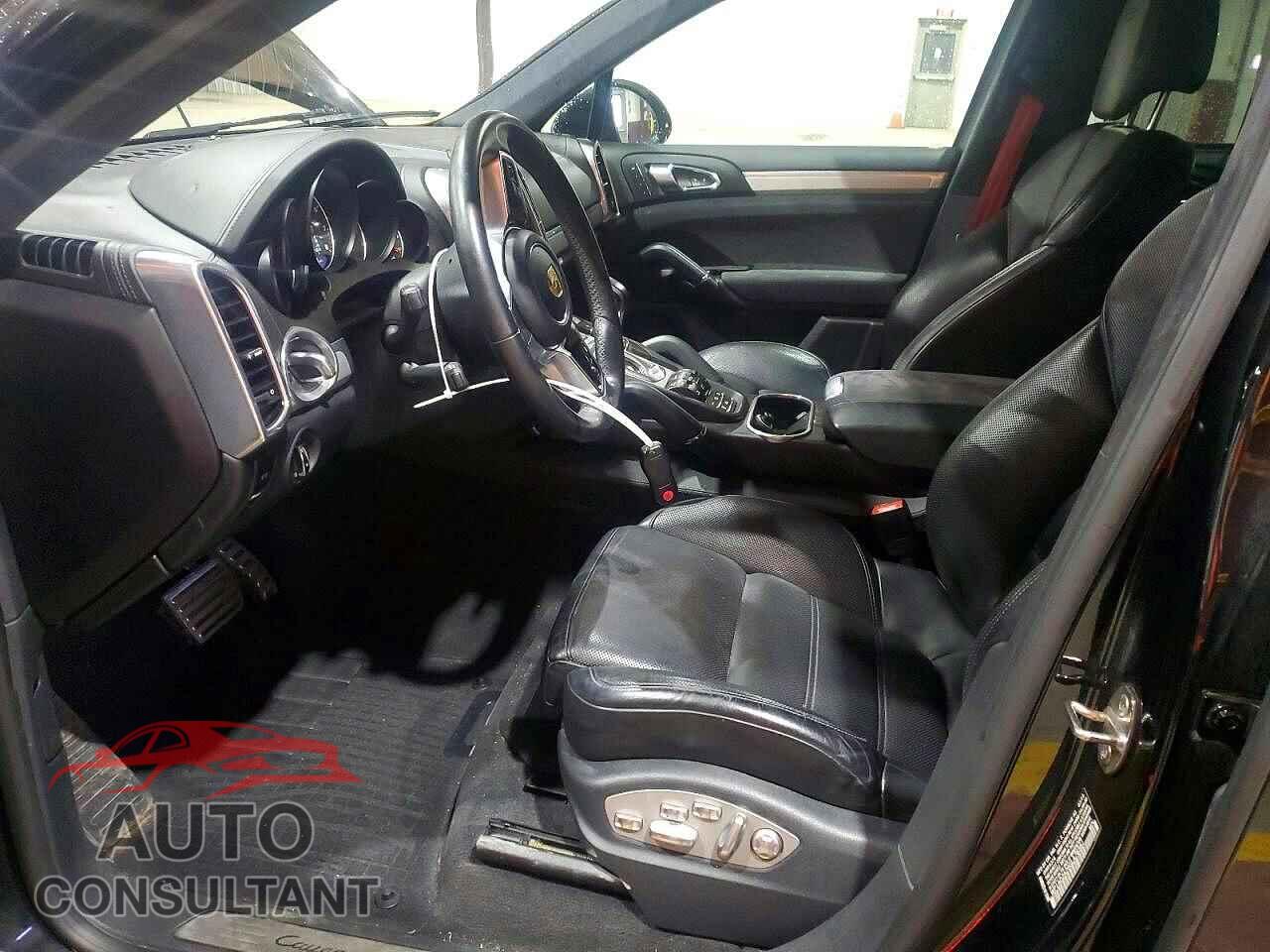 PORSCHE CAYENNE 2016 - WP1AD2A26GLA76561