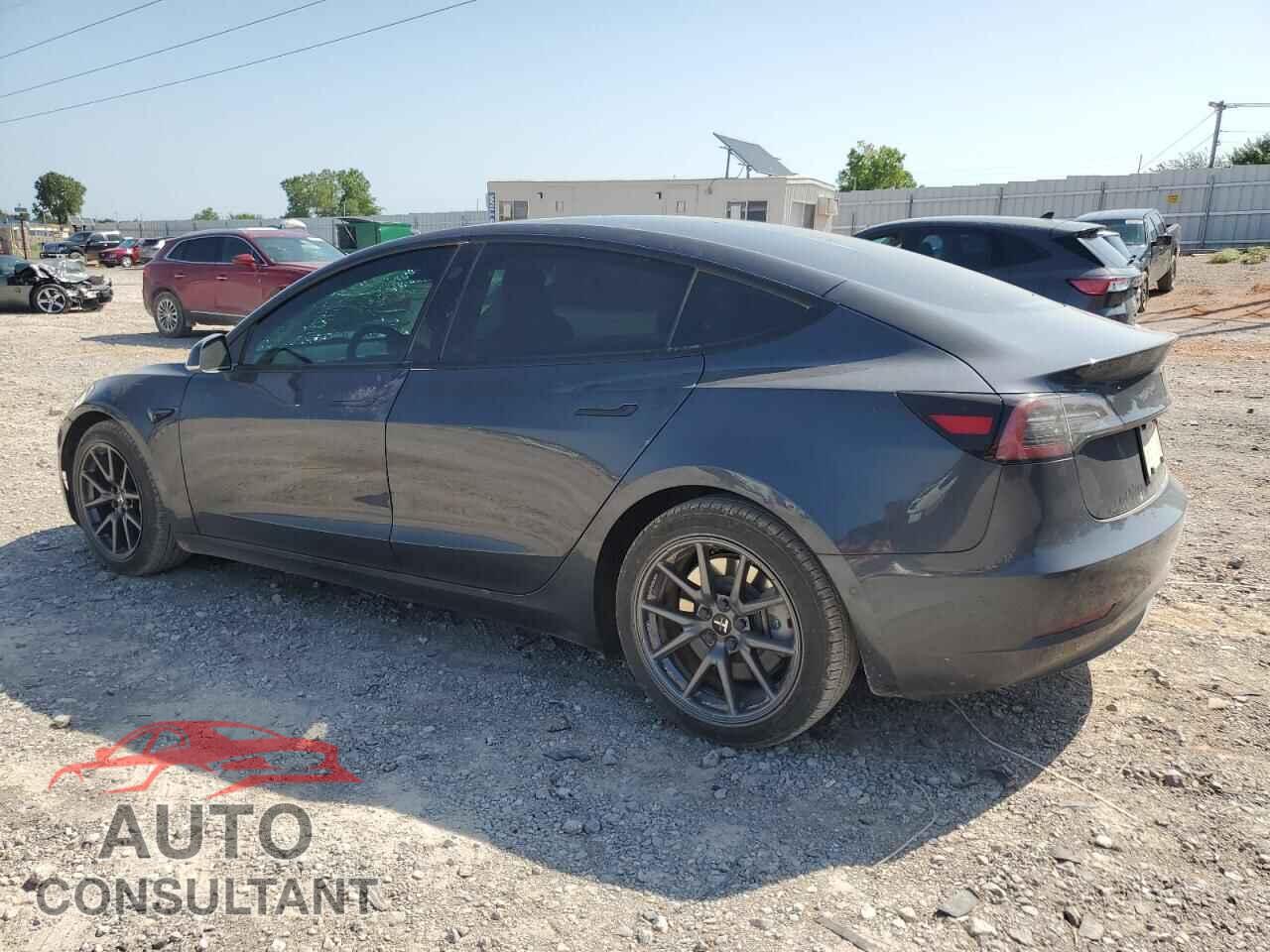 TESLA MODEL 3 2018 - 5YJ3E1EB5JF066609