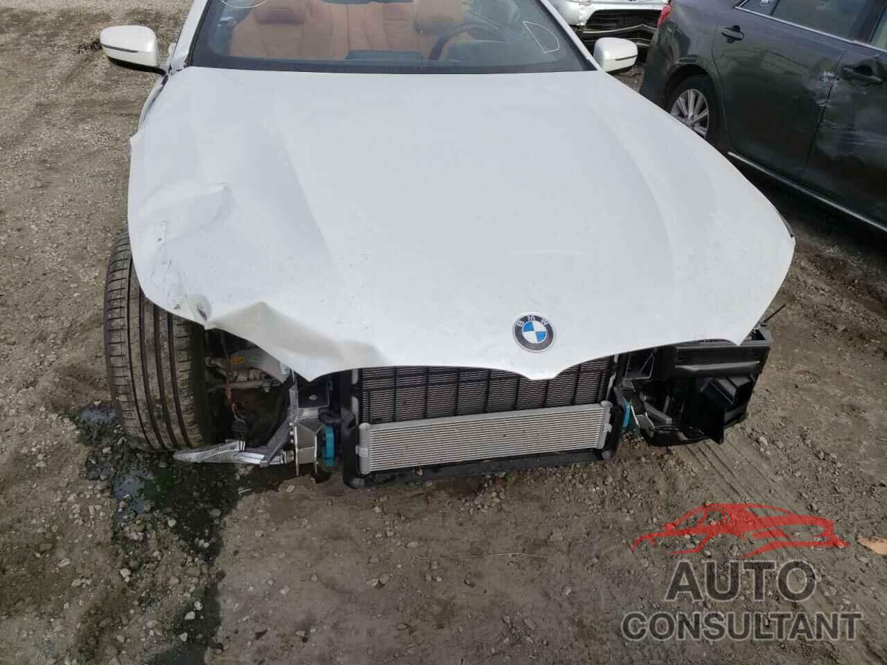 BMW 8 SERIES 2022 - WBADZ4C04NCG91047