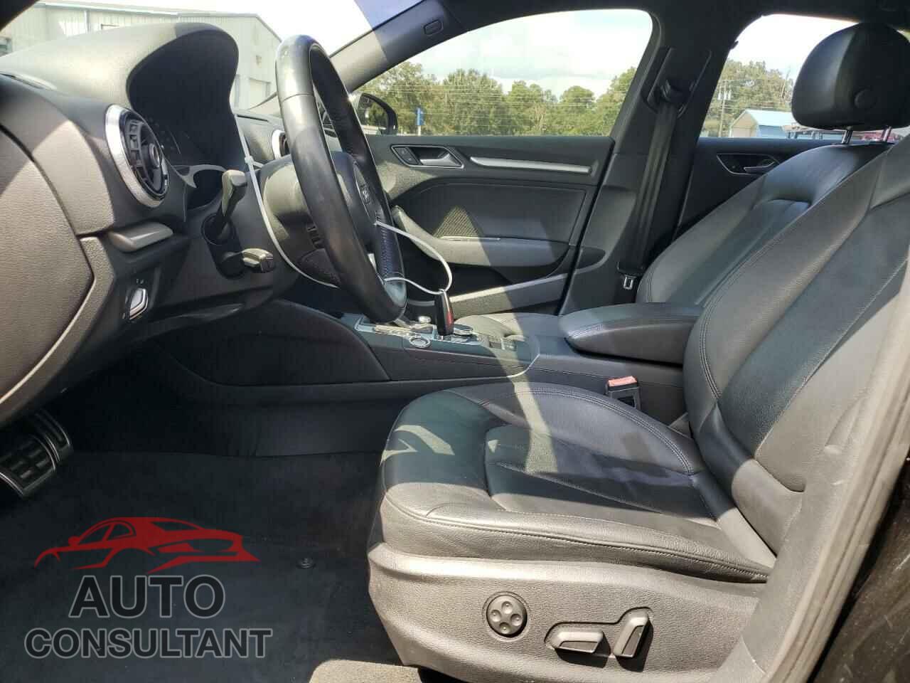 AUDI A3 2017 - WAUB8GFF1H1014157