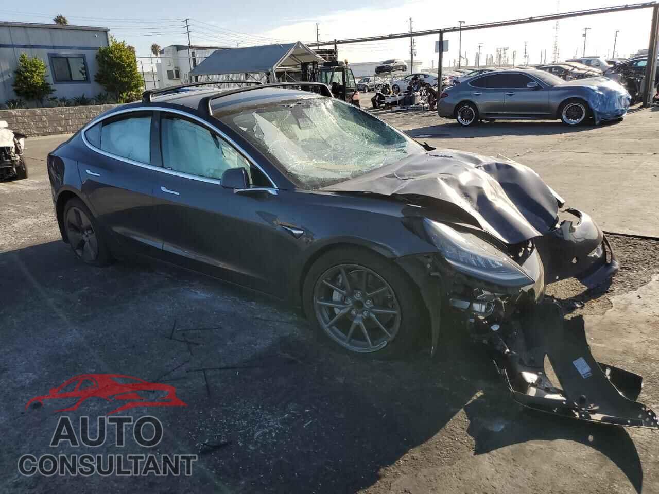 TESLA MODEL 3 2018 - 5YJ3E1EA9JF124020