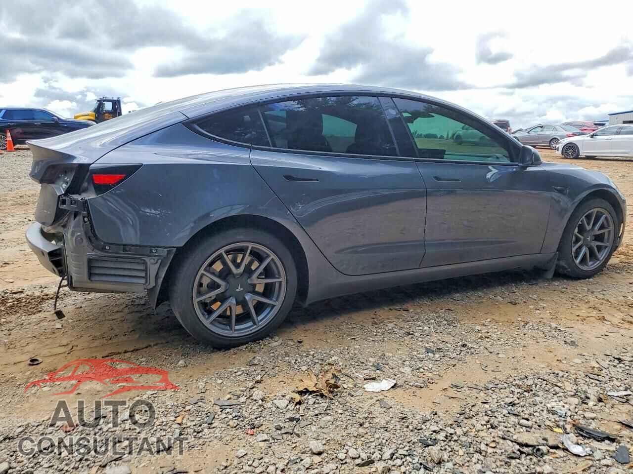 TESLA MODEL 3 2022 - 5YJ3E1EB2NF265137