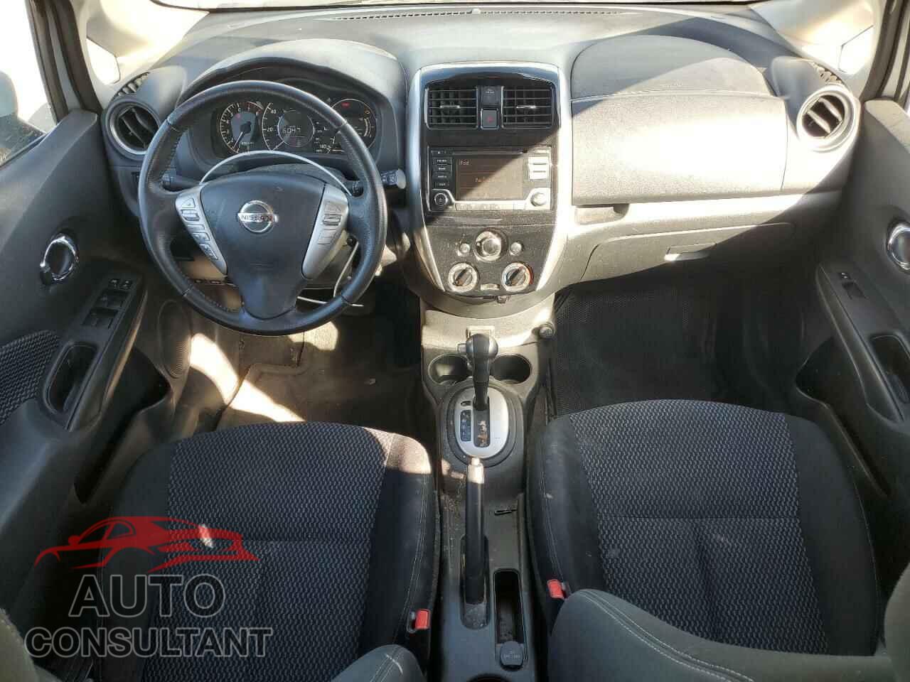 NISSAN VERSA 2017 - 3N1CE2CP3HL354339