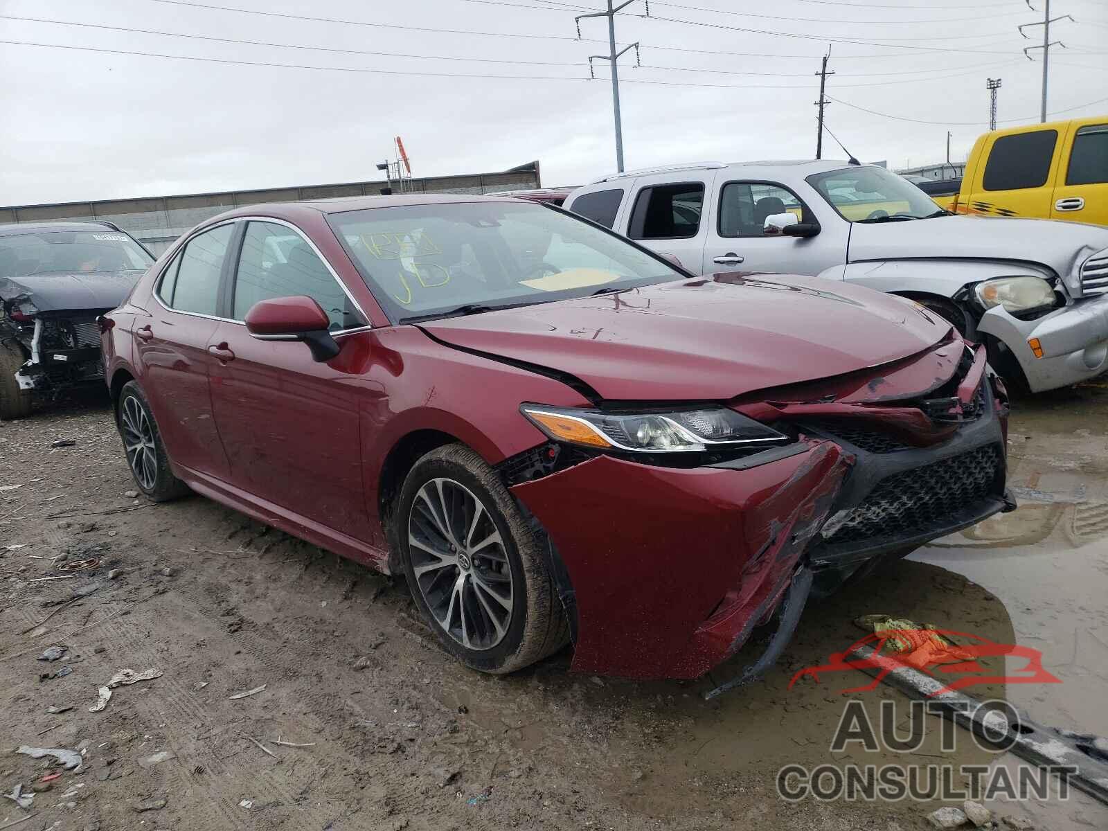 TOYOTA CAMRY 2018 - 4T1B11HKXJU591543
