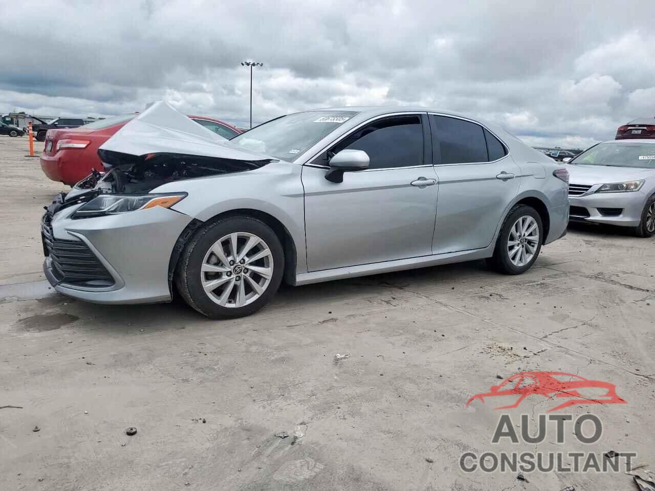 TOYOTA CAMRY 2021 - 4T1C11AK8MU589860