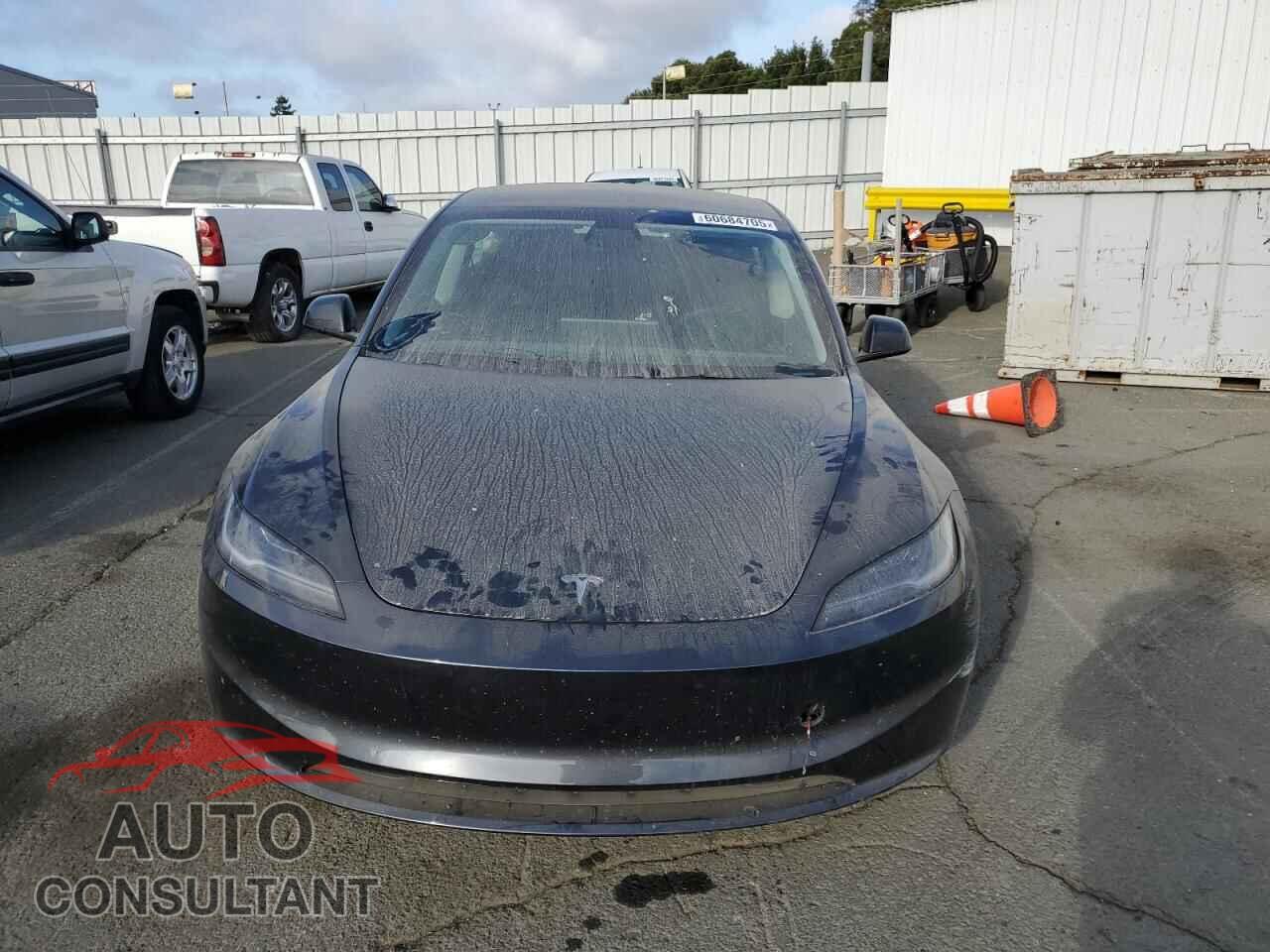 TESLA MODEL 3 2024 - 5YJ3E1EA2RF863029