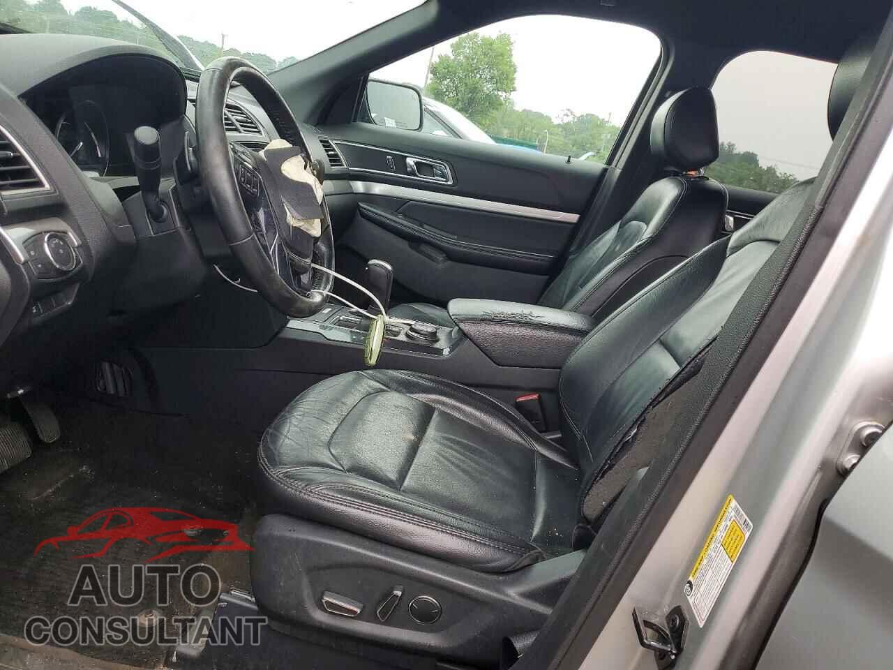 FORD EXPLORER 2017 - 1FM5K8D85HGC88210