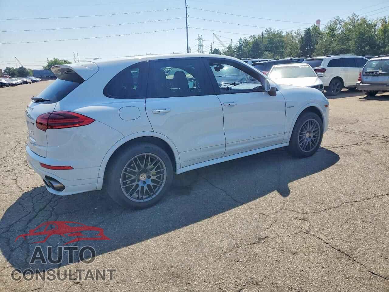 PORSCHE CAYENNE 2015 - WP1AE2A21FLA52521