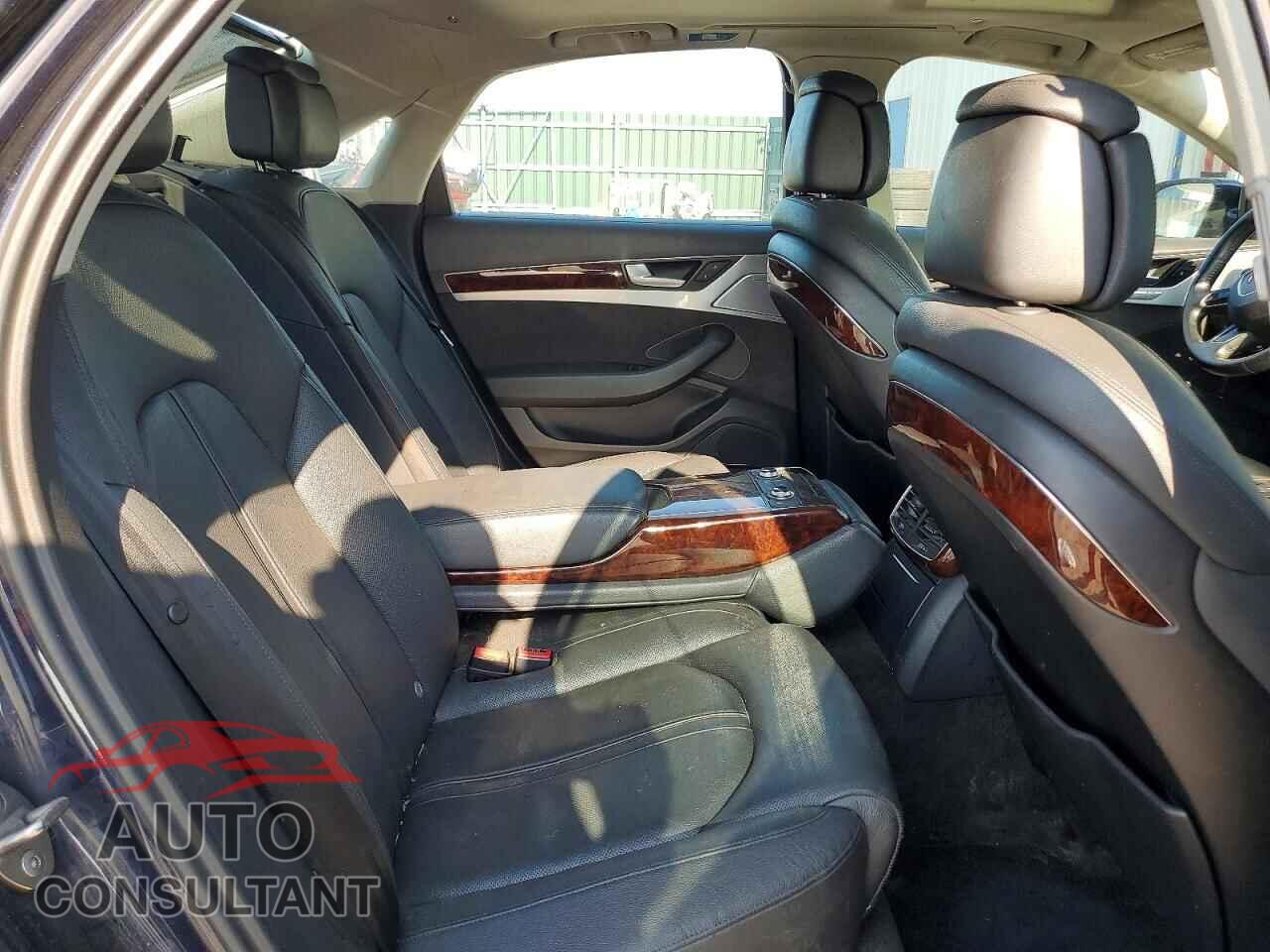 AUDI A8 2013 - WAUA2AFD3DN026600