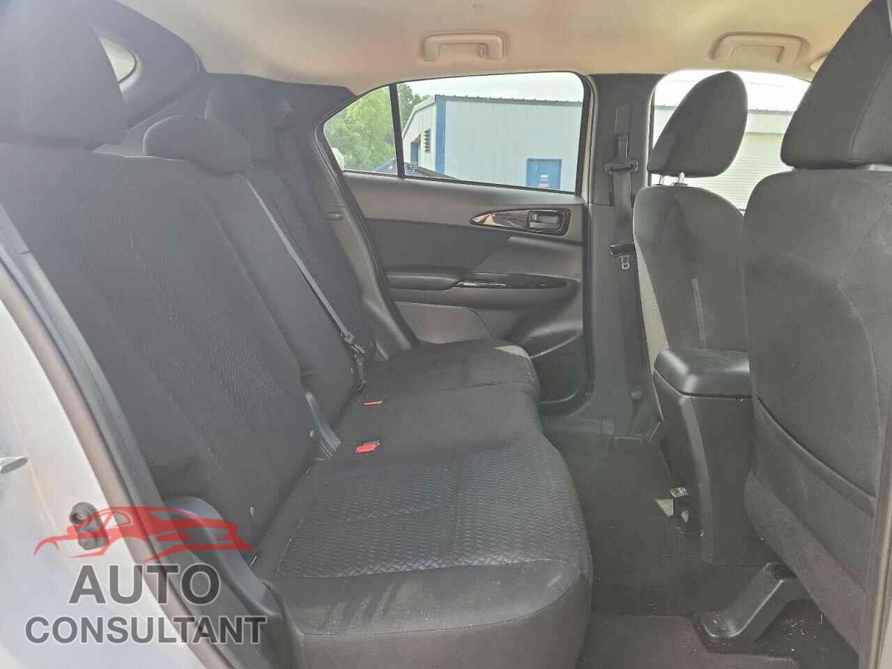 MITSUBISHI ECLIPSE 2024 - JA4ATVAA5RZ071021