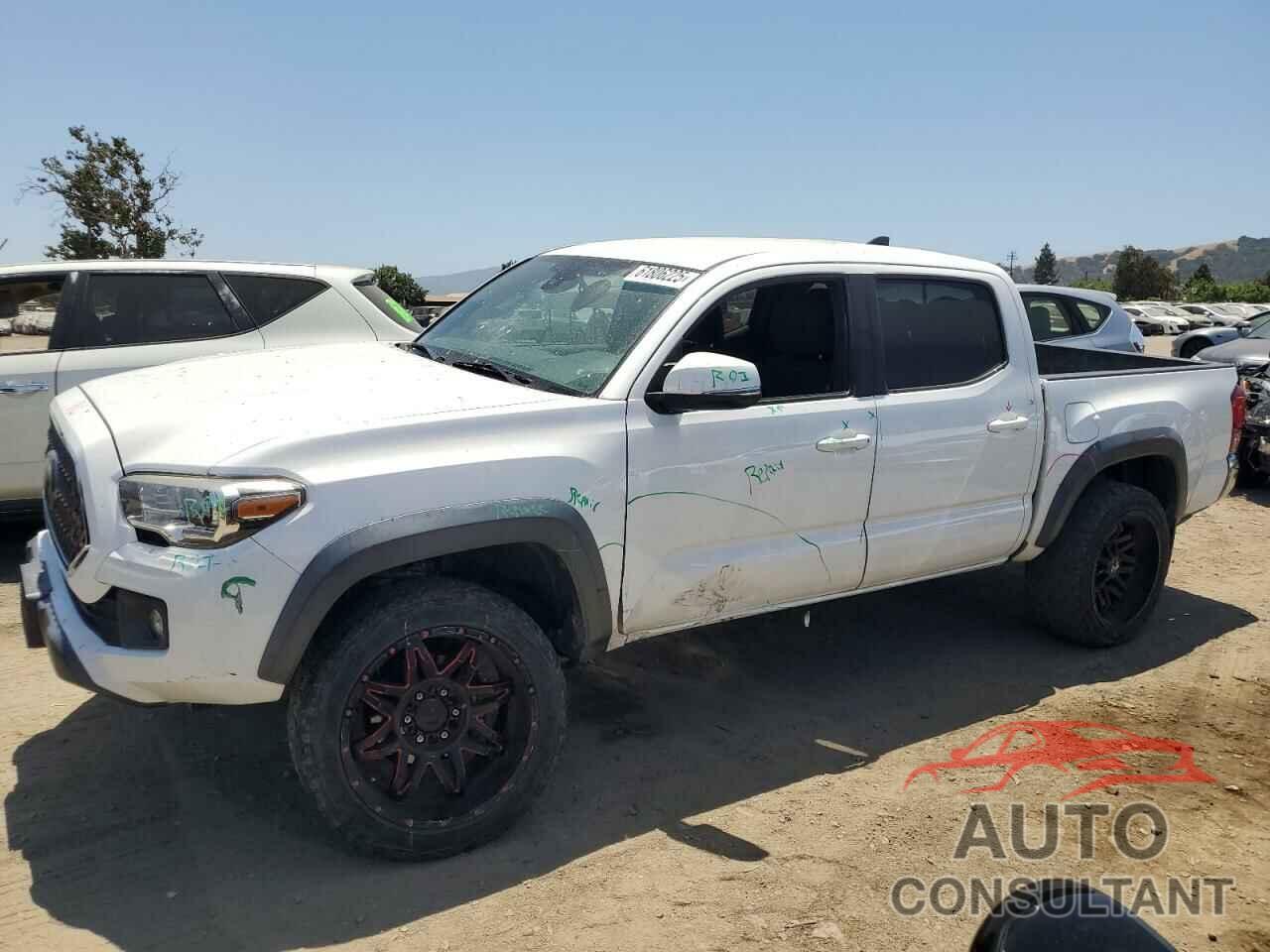 TOYOTA TACOMA 2018 - 5TFCZ5AN3JX160750
