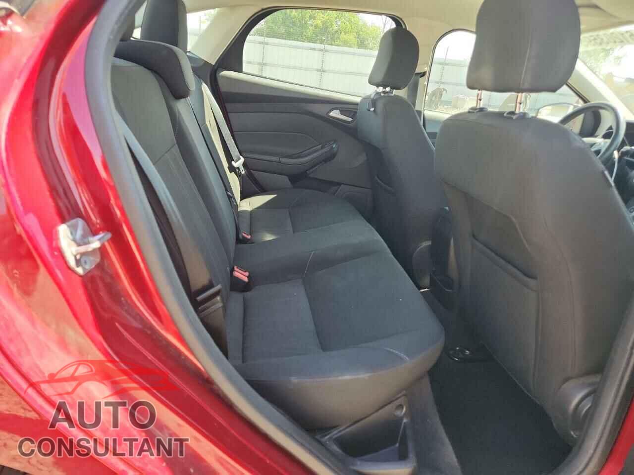 FORD FOCUS 2016 - 1FADP3F29GL353309