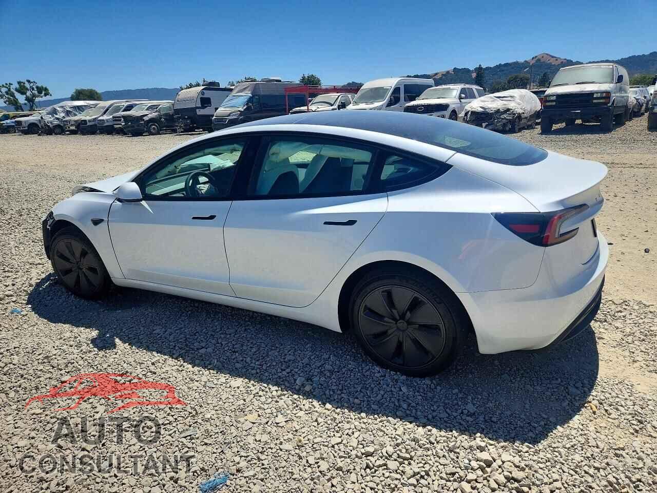 TESLA MODEL 3 2026 - 5YJ3E1EA9TF146005