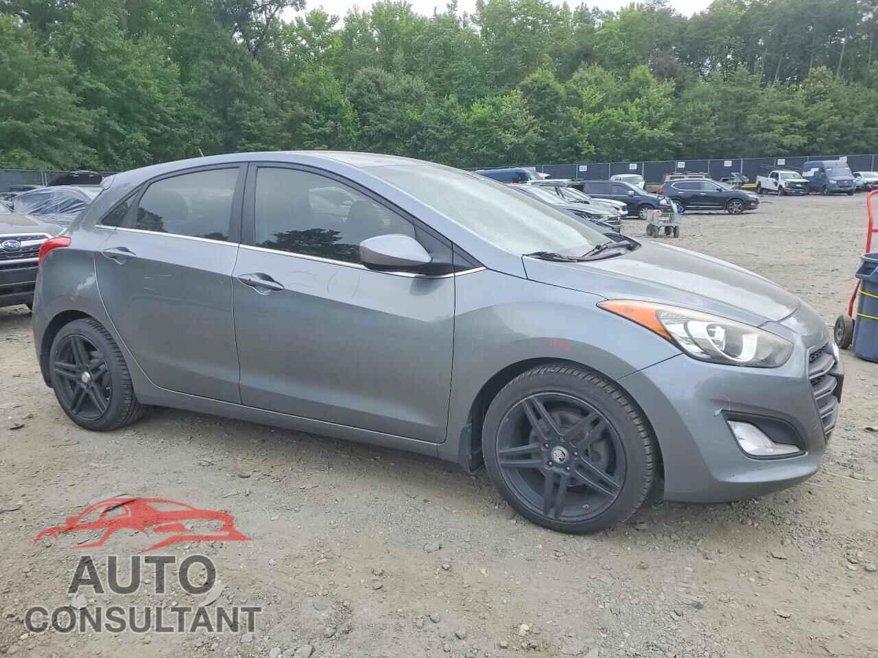 HYUNDAI ELANTRA 2017 - KMHD35LH7HU363256