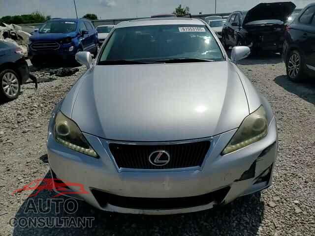 LEXUS IS 2011 - JTHBF5C28B5152601
