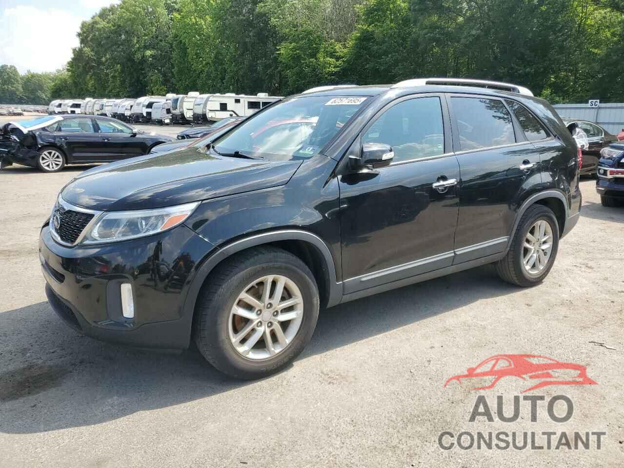 KIA SORENTO 2015 - 5XYKT3A61FG602641