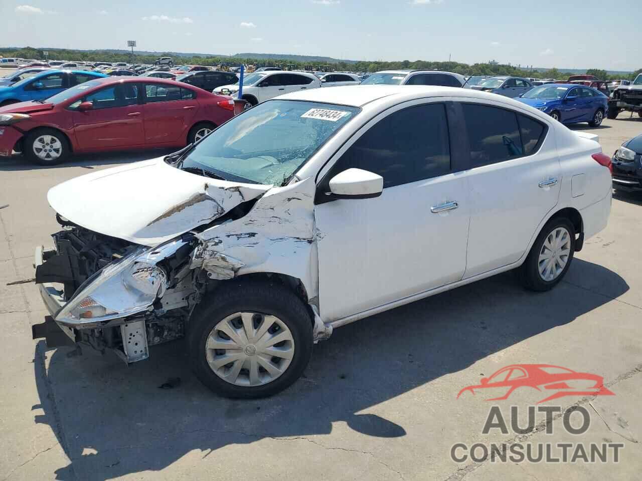 NISSAN VERSA 2019 - 3N1CN7AP7KL838733