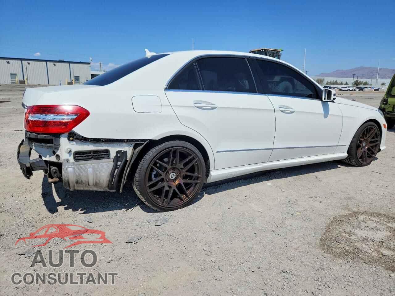 MERCEDES-BENZ E-CLASS 2013 - WDDHF5KBXDA741324