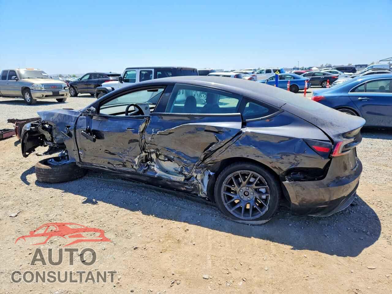 TESLA MODEL 3 2025 - 5YJ3E1EA6SF900945