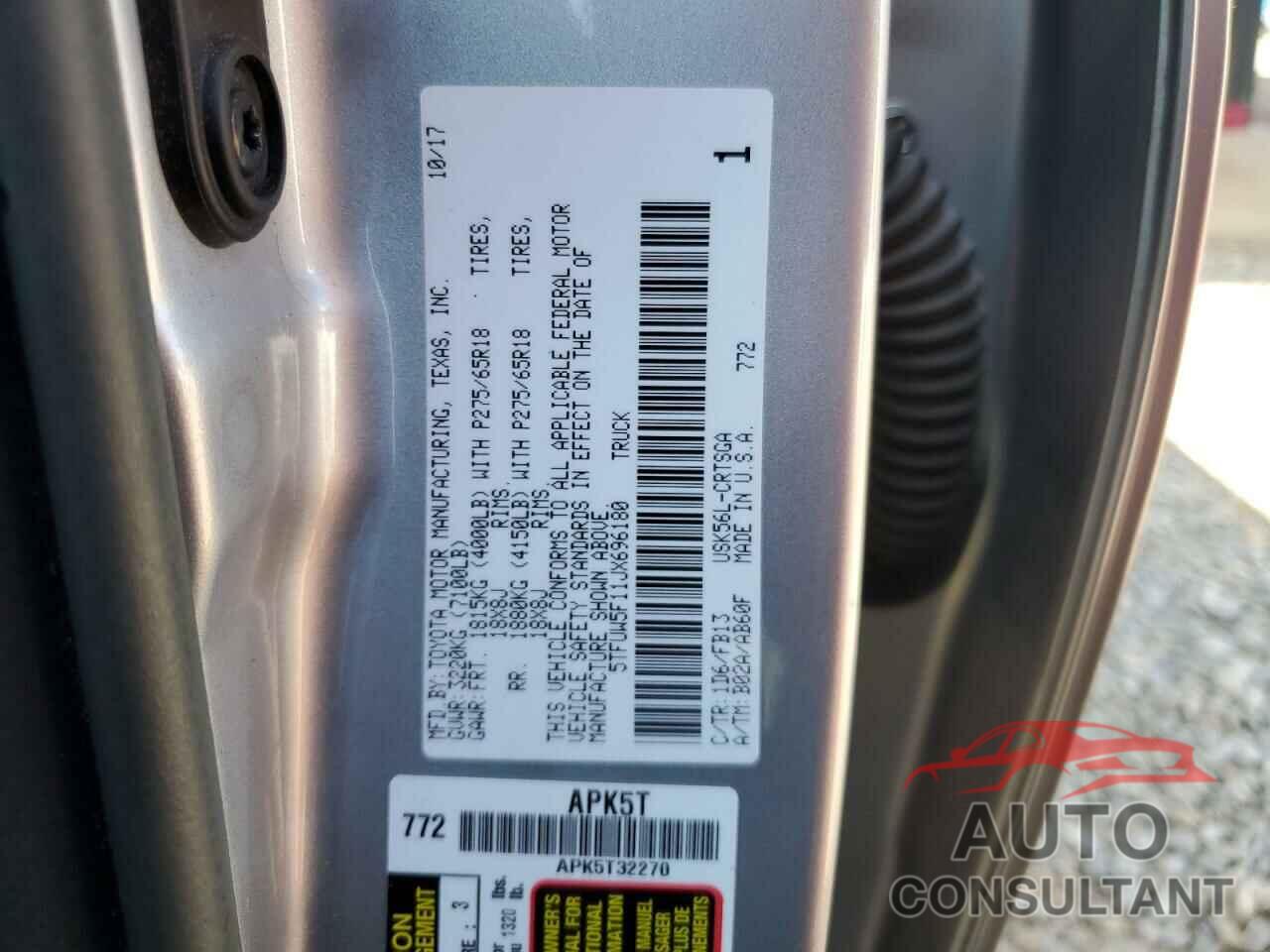 TOYOTA TUNDRA 2018 - 5TFUW5F11JX696180